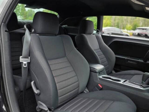 2010 Dodge Challenger SE