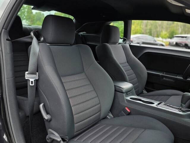 2010 Dodge Challenger SE