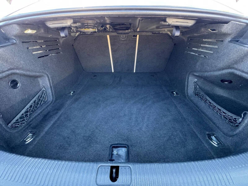 2017 Audi A4 2.0T quattro Premium Plus