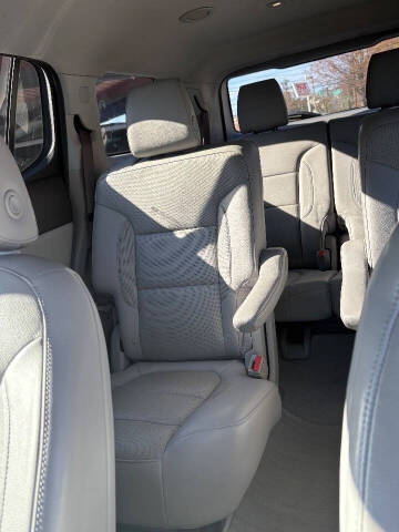 2017 GMC Acadia SLT-1