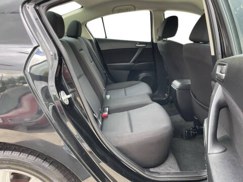 2011 Mazda MAZDA3 i Touring