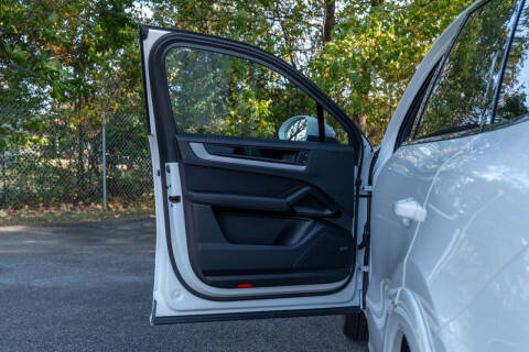 2025 Porsche Cayenne