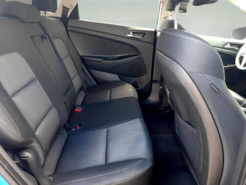 2016 Hyundai Tucson SE