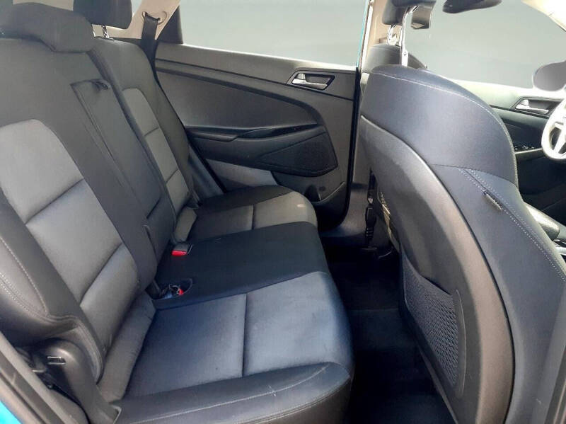 2016 Hyundai Tucson SE