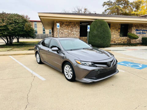 2018 Toyota Camry LE