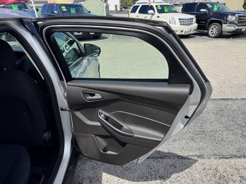 2016 Ford Focus SE