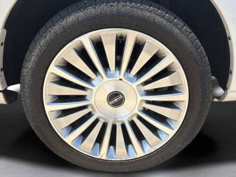 2017 Lincoln Navigator Select
