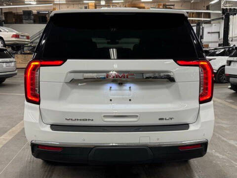 2022 GMC Yukon SLT