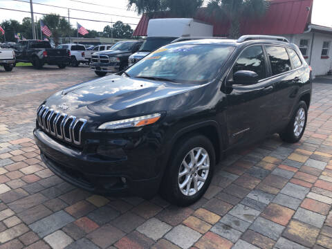 2015 Jeep Cherokee for sale at Affordable Auto Motors in Jacksonville FL