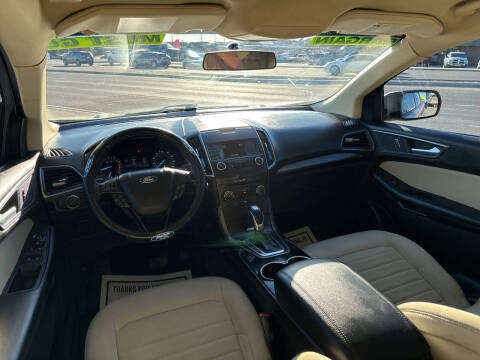 2017 Ford Edge SE