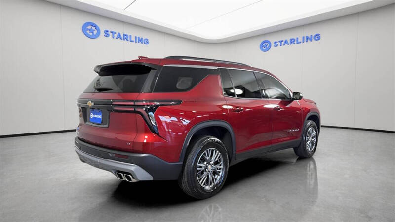 2024 Chevrolet Traverse LT