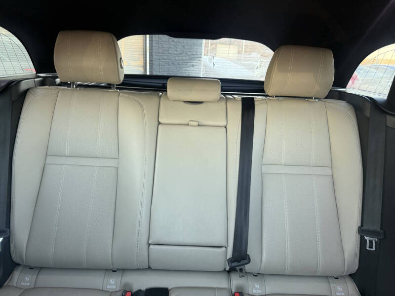 2019 Land Rover Range Rover Velar P250 R-Dynamic SE