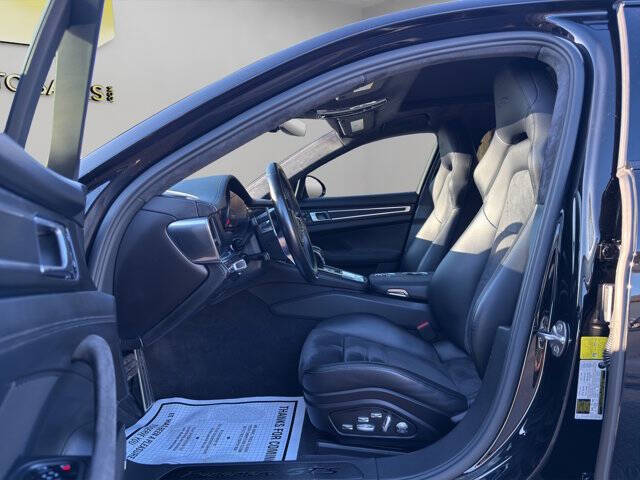 2020 Porsche Panamera GTS