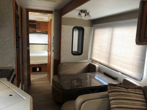 2005 Ford E-Series E-450 SD