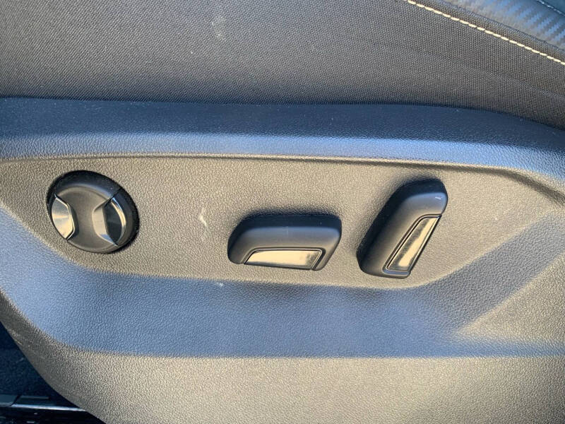 2023 Volkswagen Atlas Cross Sport SE