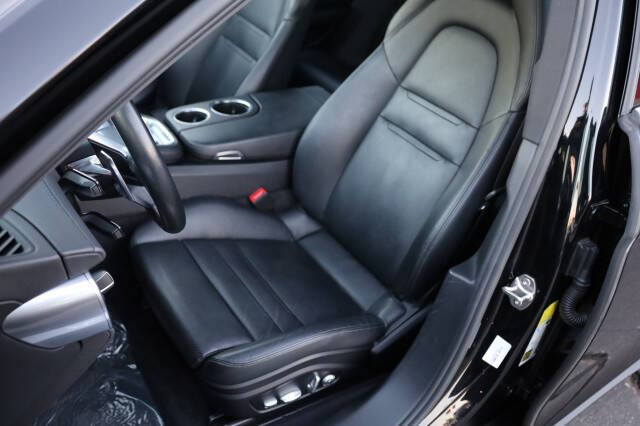 2019 Porsche Panamera