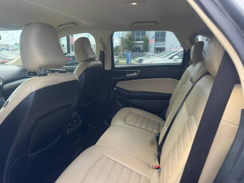 2022 Ford Edge