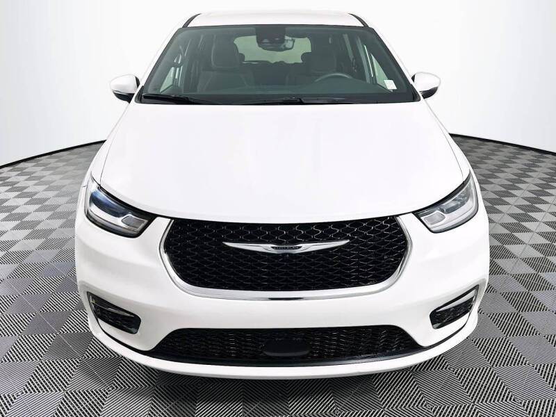 2023 Chrysler Pacifica Touring