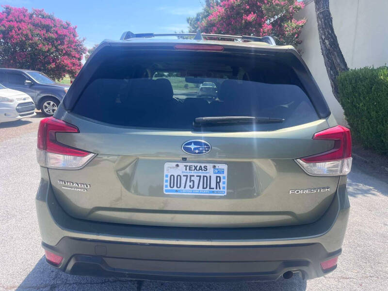 2020 Subaru Forester Premium