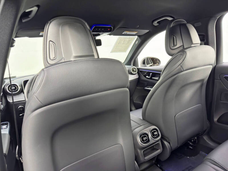 2025 Mercedes-Benz GLC GLC 300