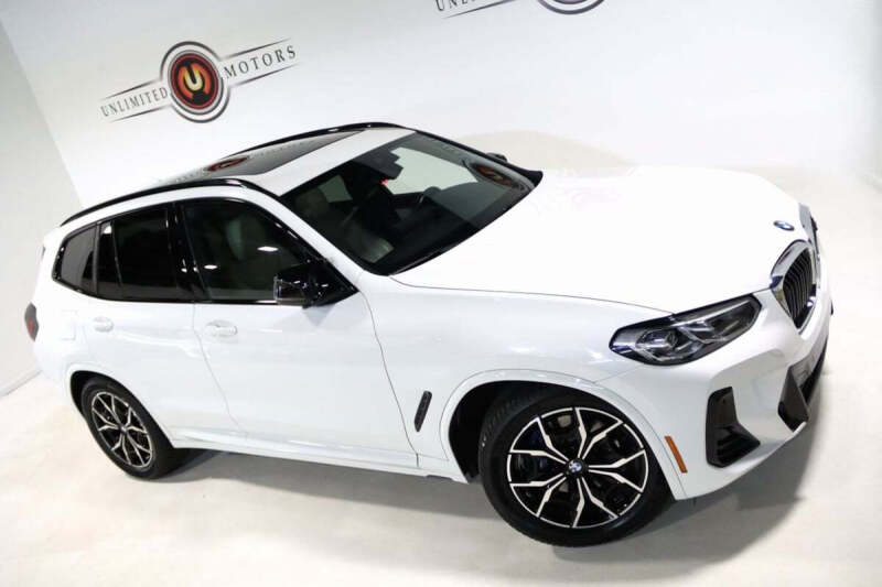 2023 BMW X3 M40i