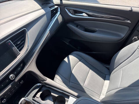 2021 Buick Enclave Essence