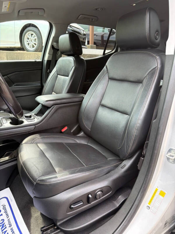 2020 GMC Acadia SLT
