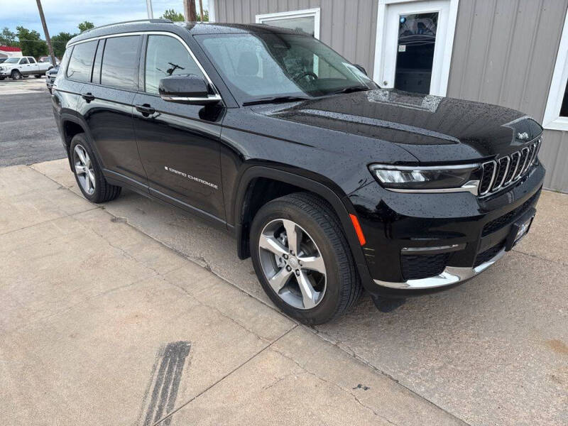 2022 Jeep Grand Cherokee L Limited's photo