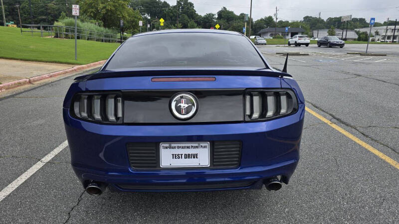 2013 Ford Mustang V6 Premium