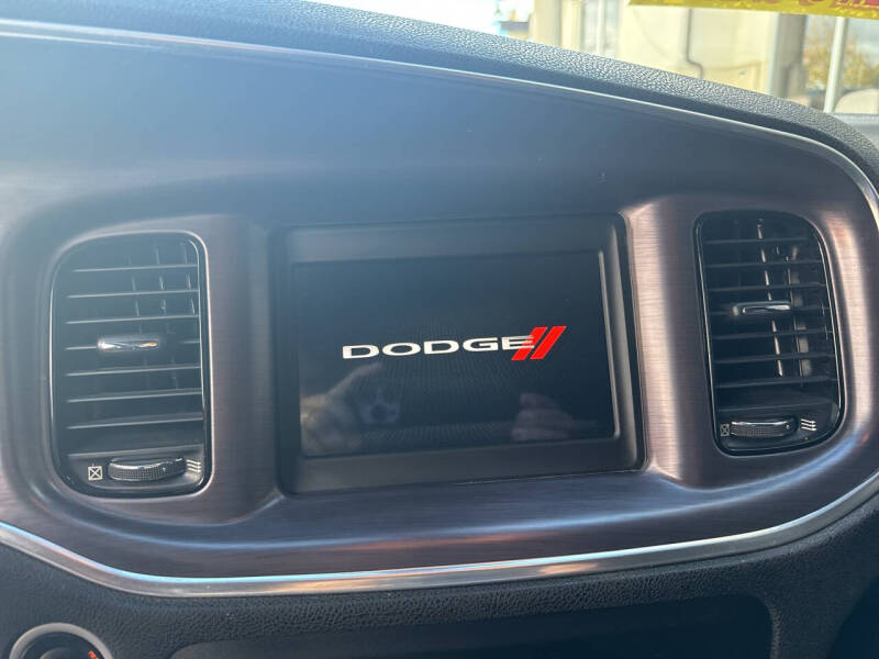 2018 Dodge Charger SXT