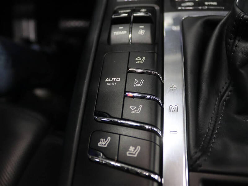 2017 Porsche Macan GTS