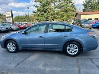2010 Nissan Altima for sale at Home Street Auto Sales in Mishawaka IN