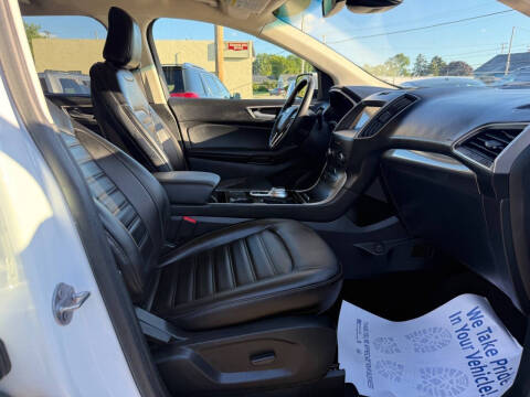 2020 Ford Edge SEL