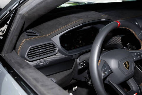 2024 Lamborghini Urus Performante