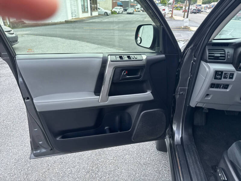 2012 Toyota 4Runner SR5
