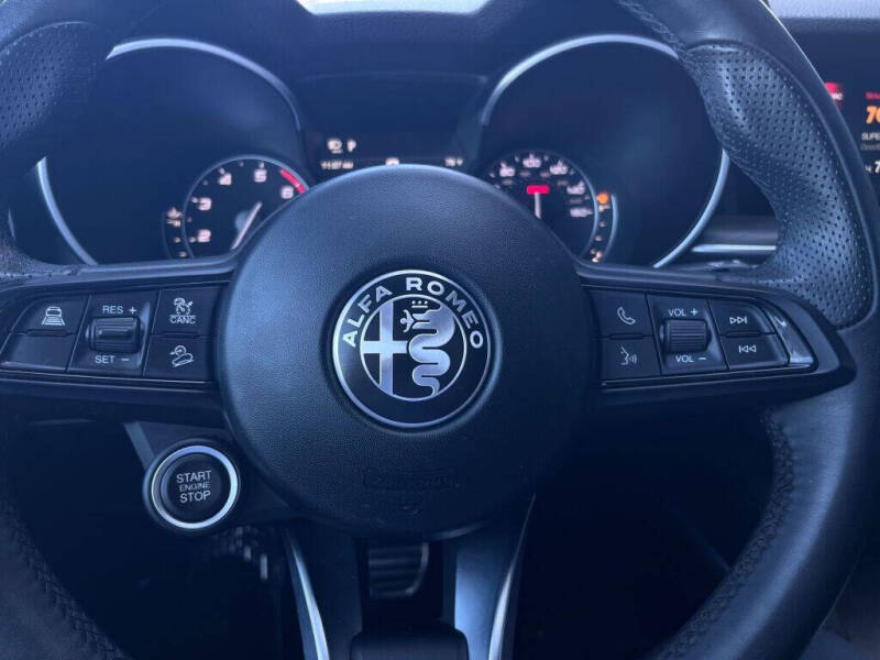 2022 Alfa Romeo Stelvio Ti