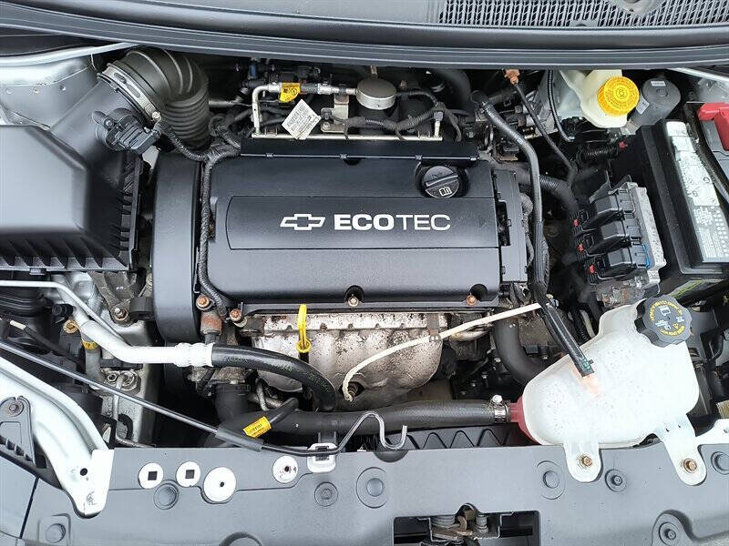 2013 Chevrolet Sonic LT Auto