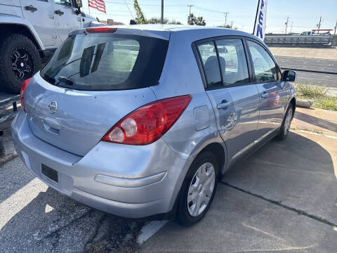 2012 Nissan Versa 1.8 S