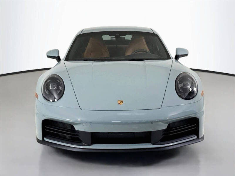 2025 Porsche 911 Carrera