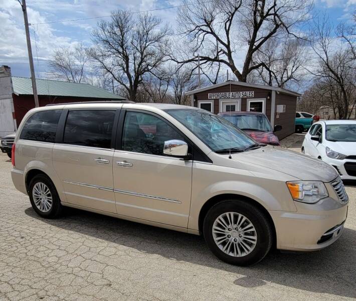 2013 Chrysler Town and Country for sale at AFFORDABLE AUTO SALES in Wilsey KS