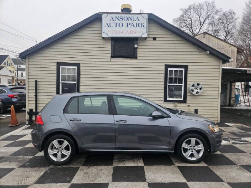 2015 Volkswagen Golf TDI S