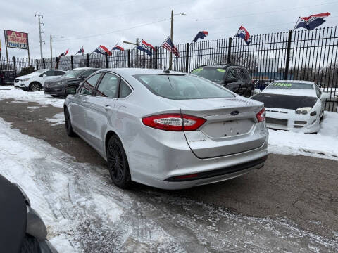 2016 Ford Fusion SE
