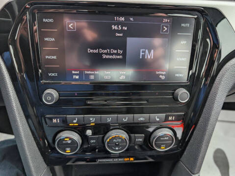 2020 Volkswagen Passat SE