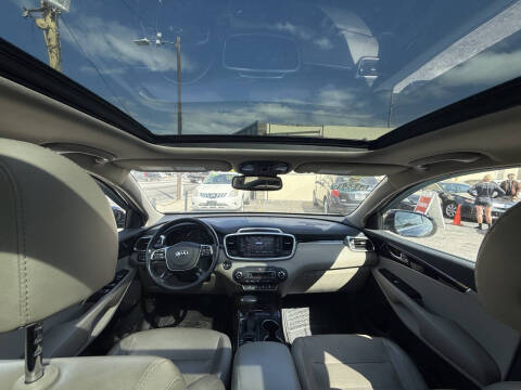 2019 Kia Sorento EX V6
