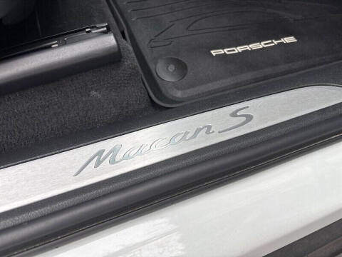 2016 Porsche Macan S