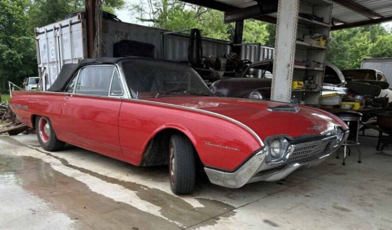 1962 Ford Thunderbird