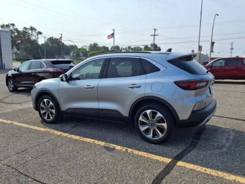 2023 Ford Escape Platinum