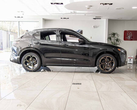 2025 Alfa Romeo Stelvio