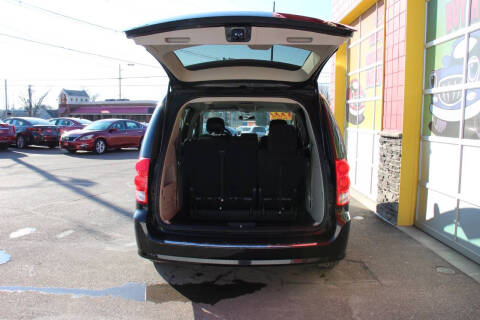 2014 Dodge Grand Caravan SE 30th Anniversary