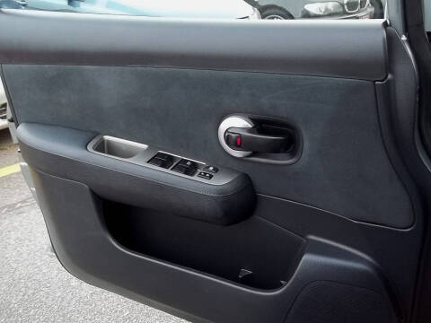 2012 Nissan Versa 1.8 SL